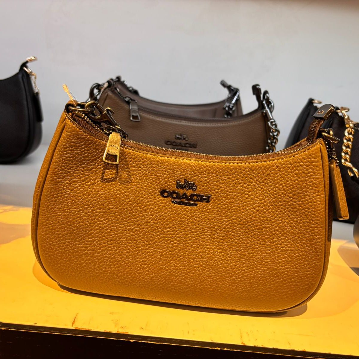 Teri Shoulder Bag *PREVENTA*