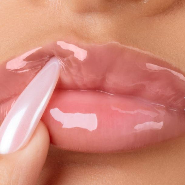 NUEVOS Honey Infused Hydrating Lip Oil -Gisou *PREVENTA*